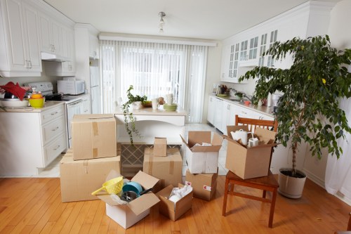 Organised household and commercial storage service in Holland Park