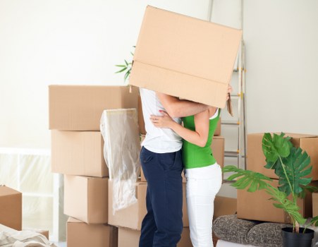 Careful furniture transport service for Holland Park customers